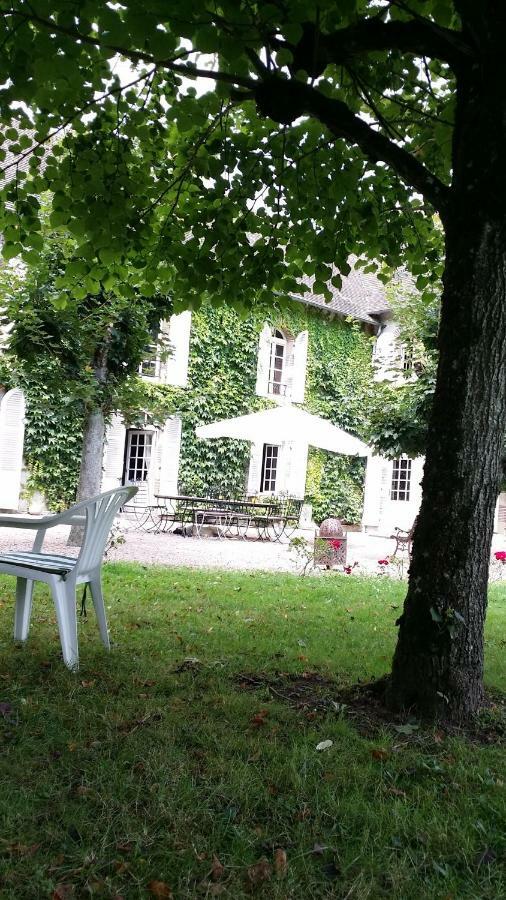 Le Domaine Du Mijarnier Bed and Breakfast Montbeugny Exterior foto